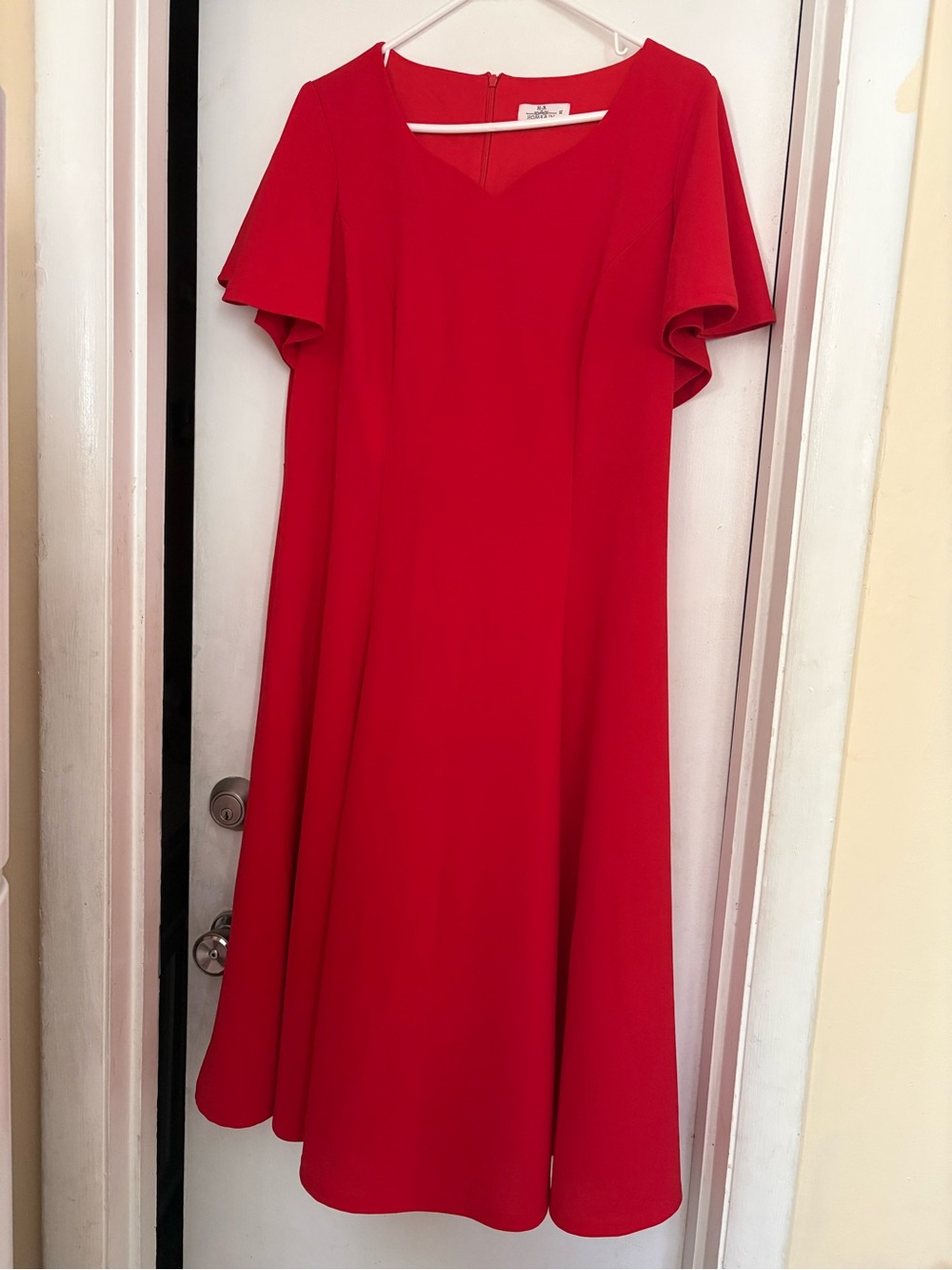H R HOMRAIN Red V-Neck Flutter Sleeve Dress SIZE XL.